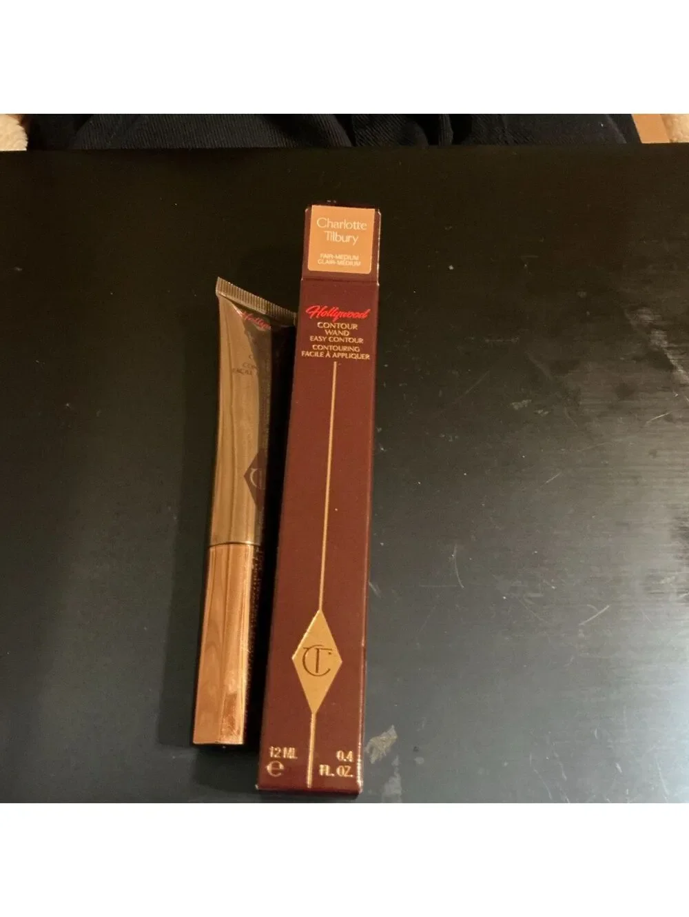 Charlotte Tilbury Hollywood Contour Wand - Brown